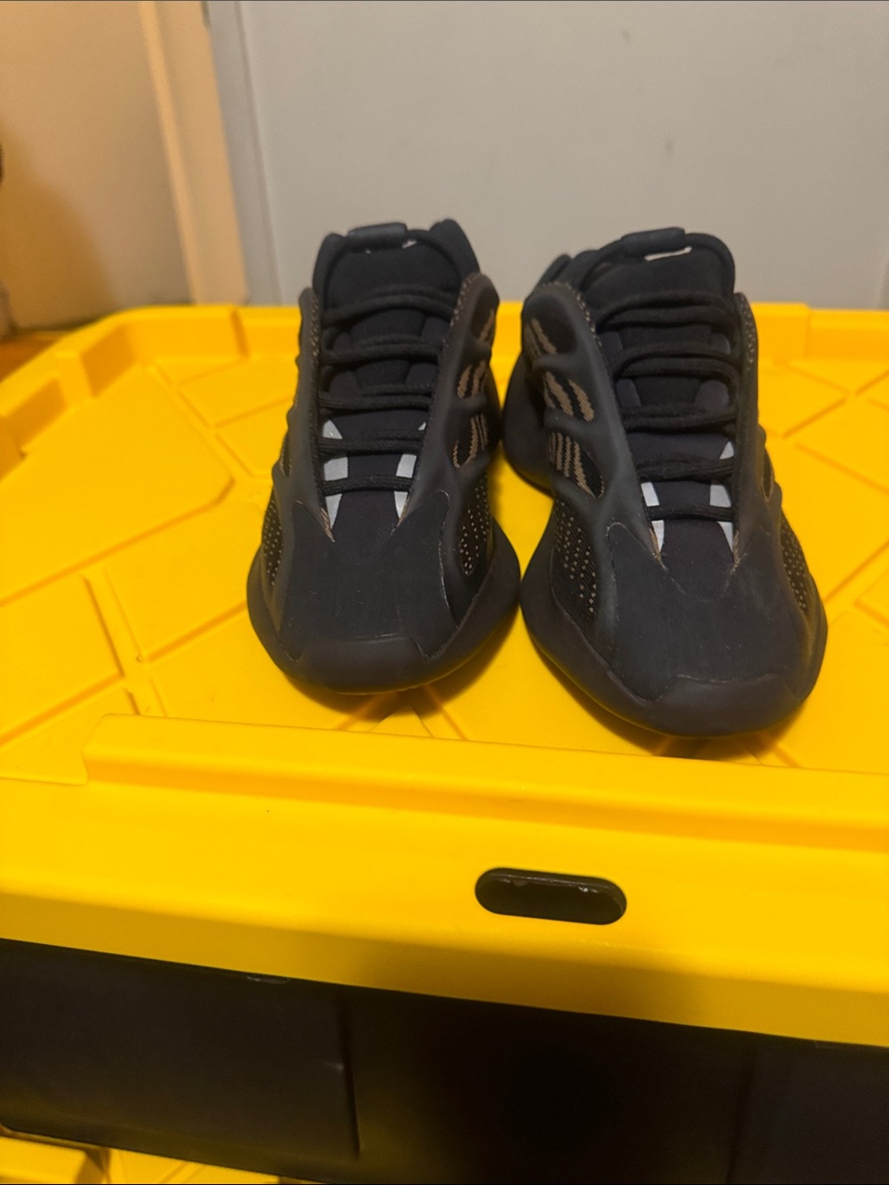 Yeezy Men's Sneakers - Black
